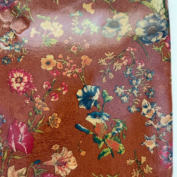 Patricia Nash Cassini Wristlet - EUC - Picture 7 of 13